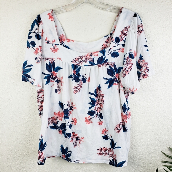 Lucky Brand Tops - 3/$20 Lucky Brand Cotton Blend Floral Square Neckline Size Large